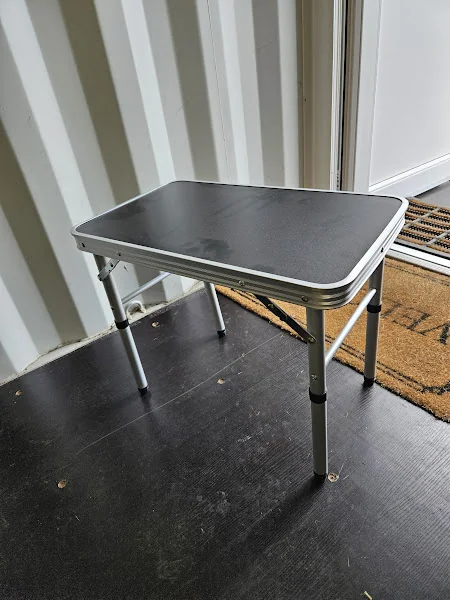 Low-level camping coffee table