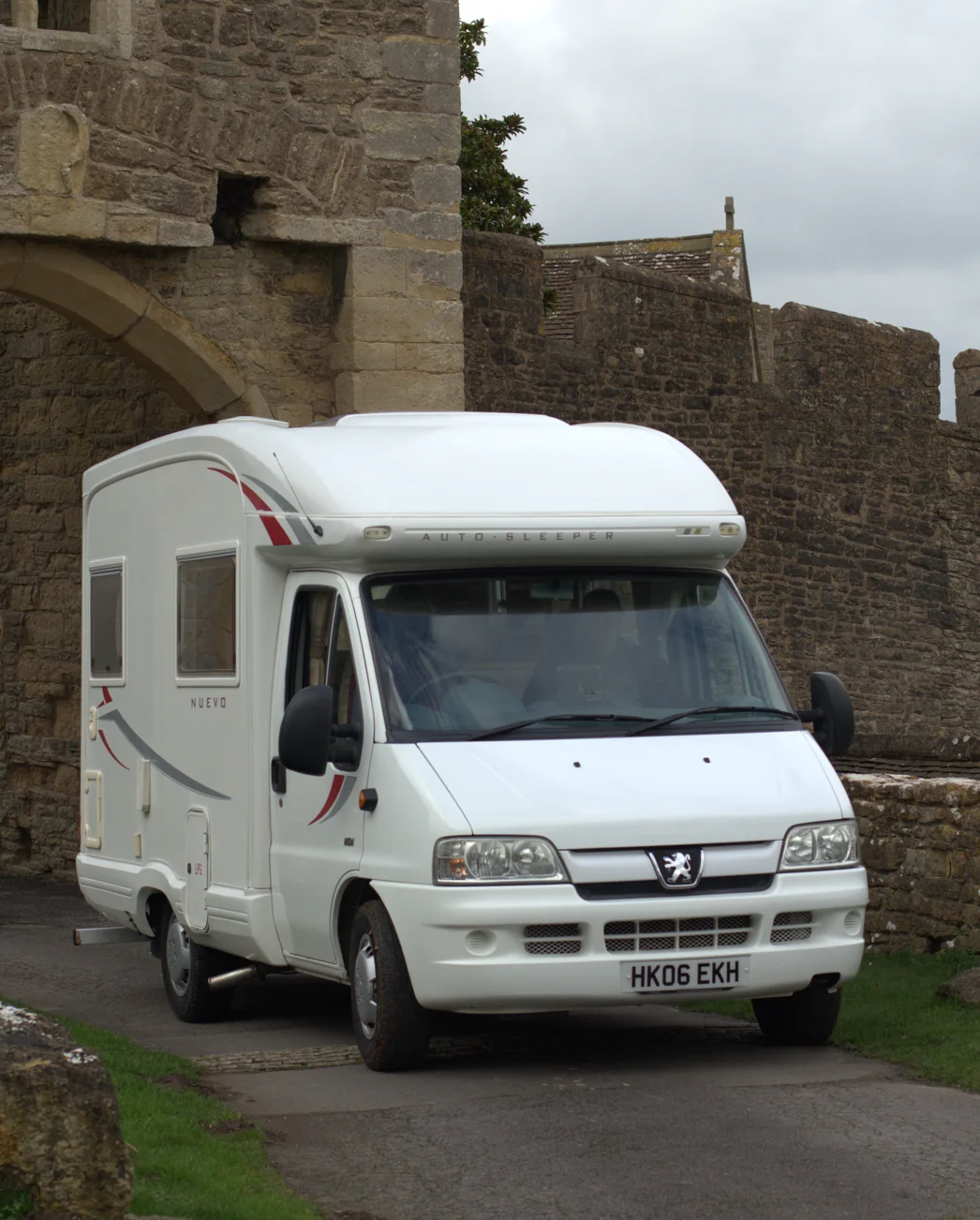 Carys exterior at castle ruins