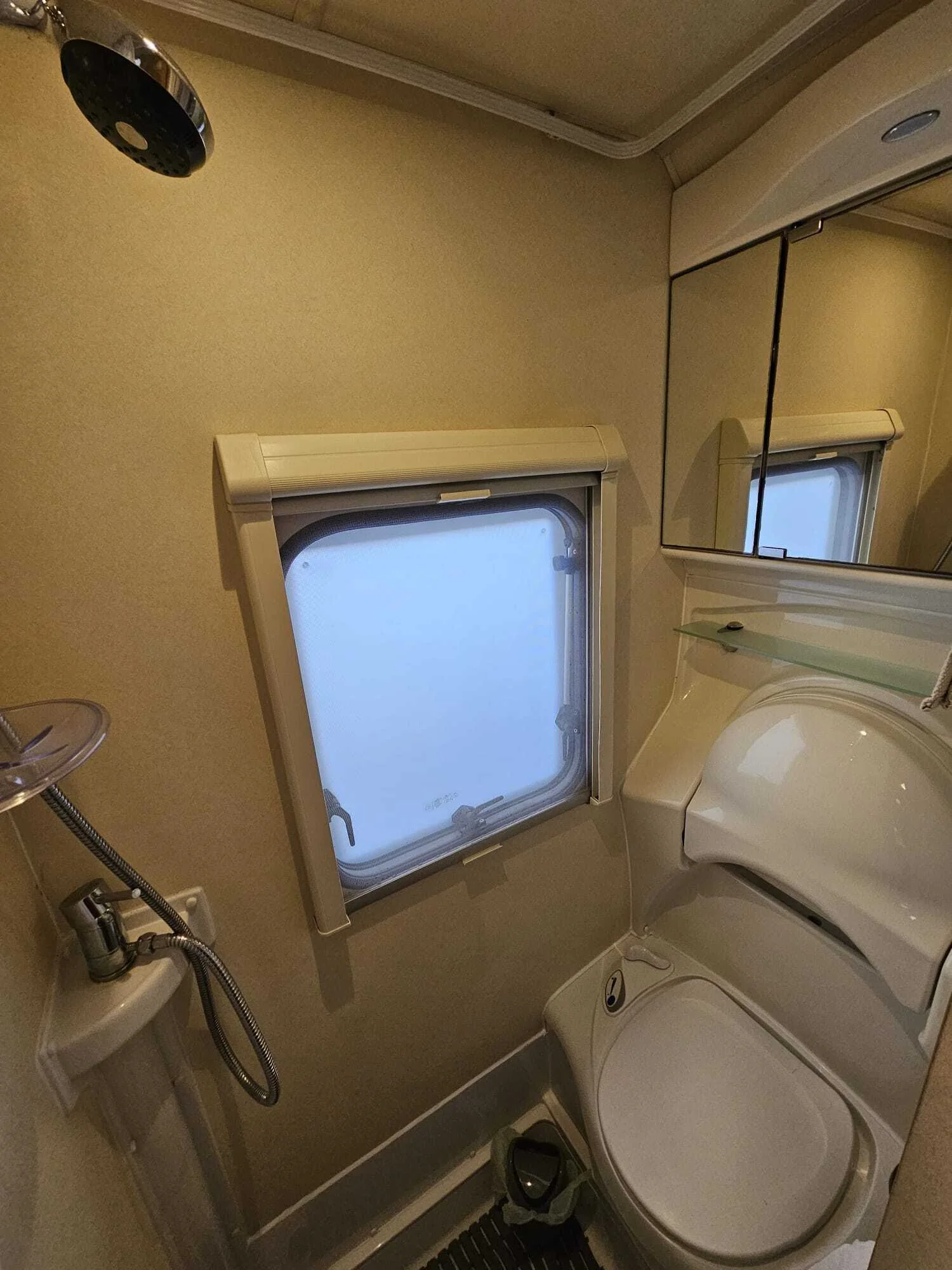 Farah bathroom shower and toilet